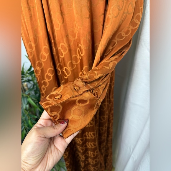 MANGO Women’s Mock-neck Long Sleeve Flowy Long Dress in Copper Sz M - Picture 7 of 13